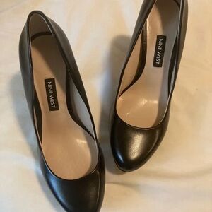 Nine West Black Leather Heels